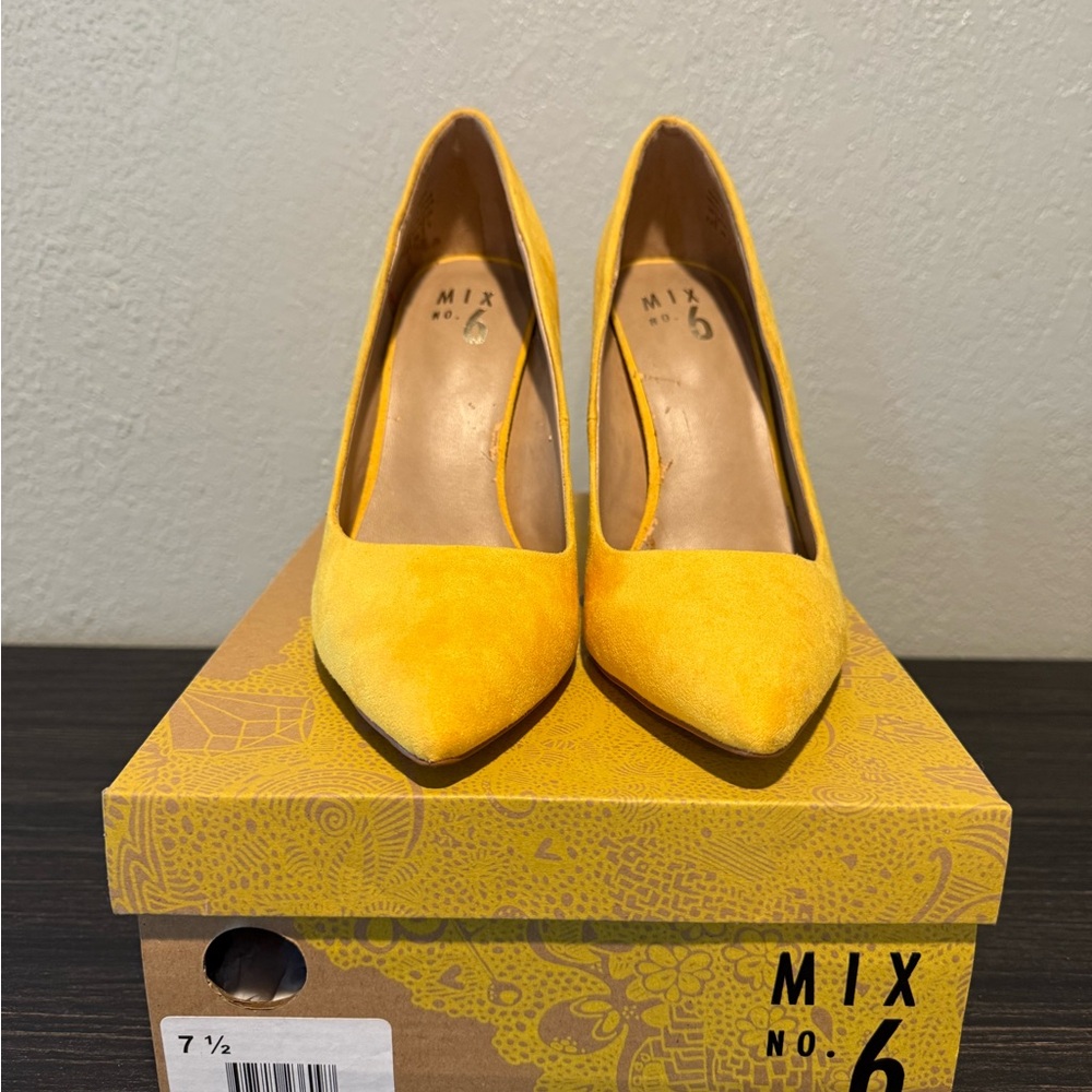 Mix No. 6 Women's Bright Yellow Heels